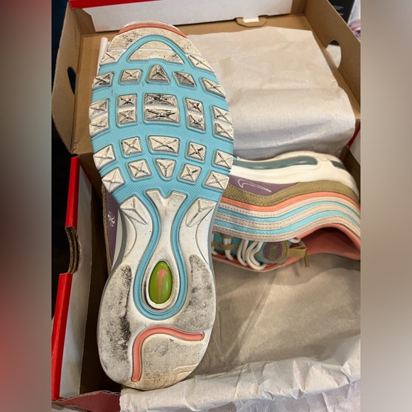 Nike Air Max 97 SE ‘Sun Club’ - Picture 5 of 5